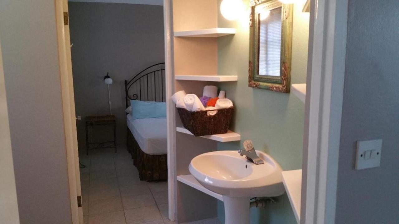 Kootney Resorts Portsmouth Eksteriør bilde
